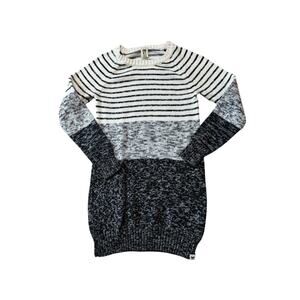 Roxy Sweater Dress, size women's Medium, Black, gray & cream soft sweater